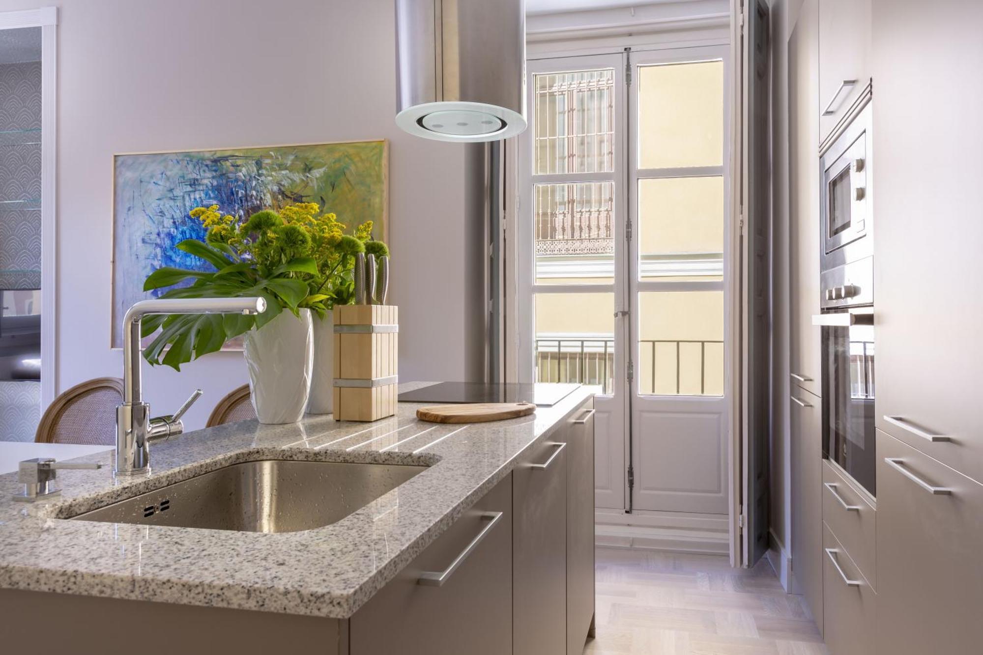 Precioso Apt En La Plaza De La Paja Latina Madrid Dış mekan fotoğraf